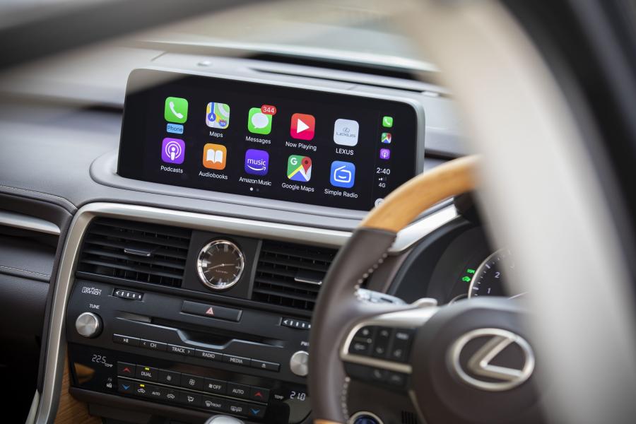 Детали интерьера Lexus RX450h 2019 года  (AU) (фото 4 из 6)